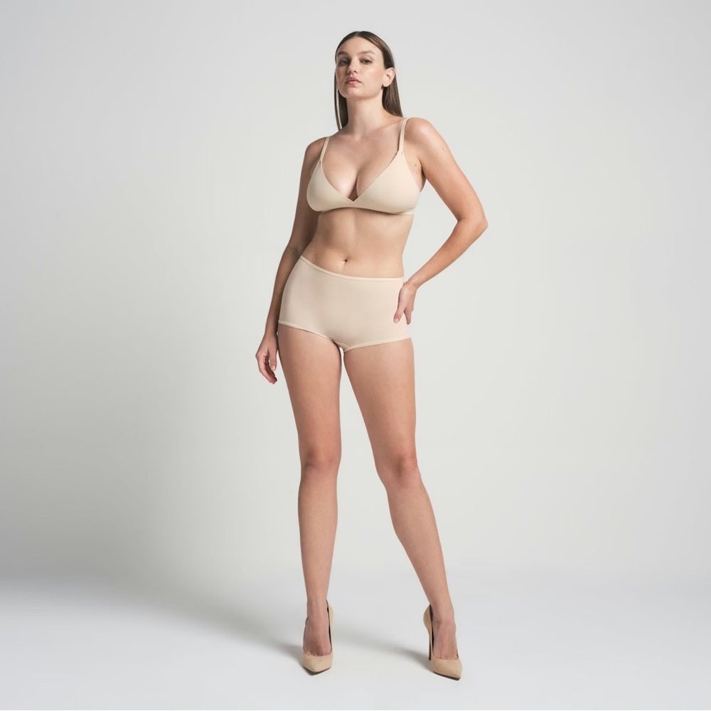 SKIMS Fit Everybody Boyshort - Sand